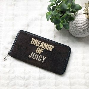 Juicy Couture ‘Dreamin’ Of Juicy’ Zip Wallet